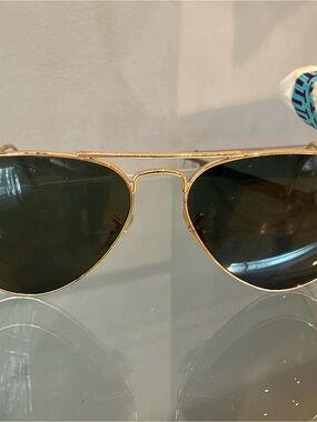 Ray-Ban Gold Aviator Sunglasses with Dark Green Lenses - Men